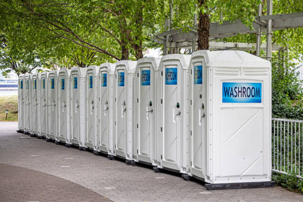 Best Portable bathroom rental  in Olmsted Falls, OH